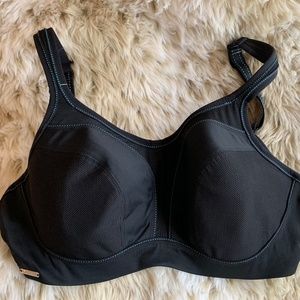 Chantelle High Impact Convertible Sports Bra 38DD